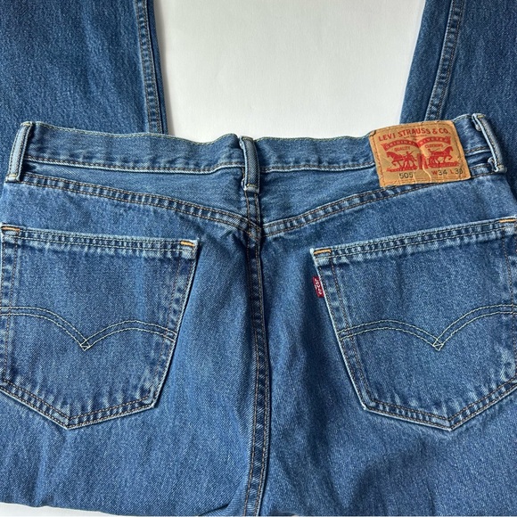 Levi’s 505 Jeans Size 34x30 - Picture 2 of 3
